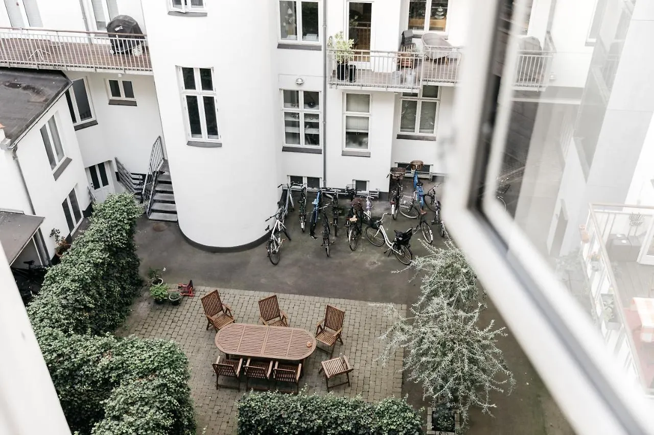 Lovely 3Br Manor Apartment 5 Min From Tivoli Gardens Copenhague 0*,  Dinamarca