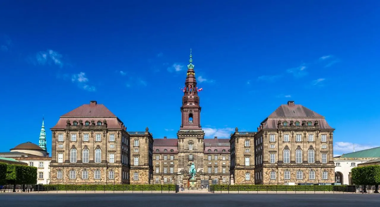 Lovely 3Br Manor Apartment 5 Min From Tivoli Gardens Copenhague Dinamarca