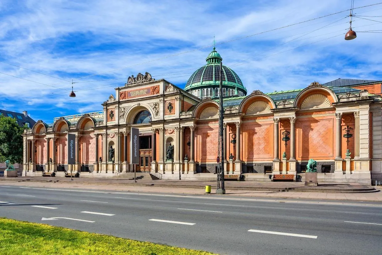 Lovely 3Br Manor Apartment 5 Min From Tivoli Gardens Copenhague Dinamarca
