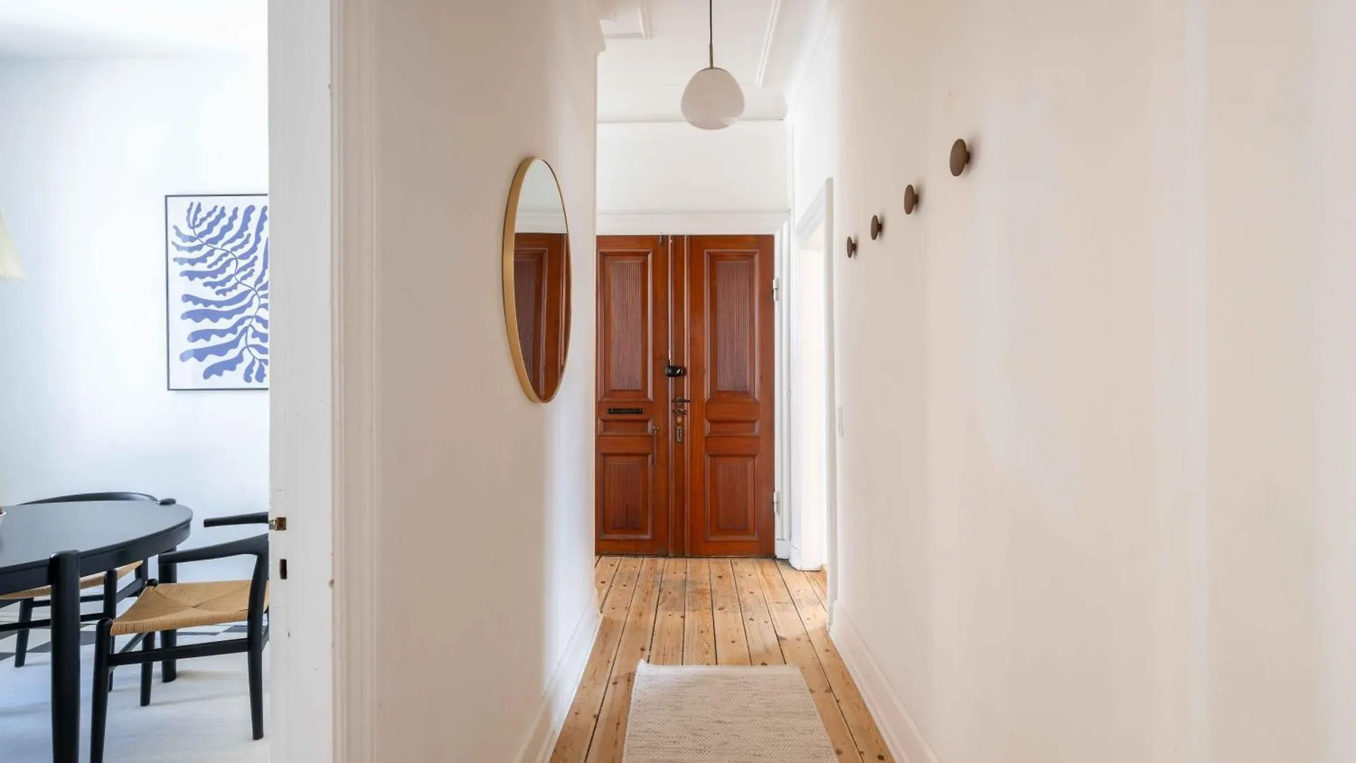 Lovely 3Br Manor Apartment 5 Min From Tivoli Gardens Copenhague