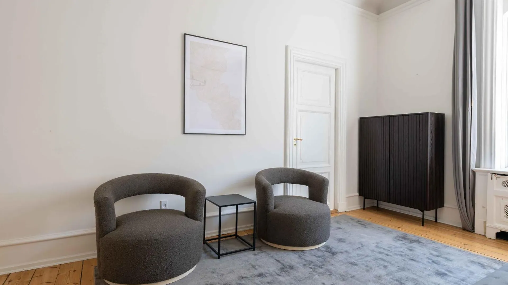 Lovely 3Br Manor Apartment 5 Min From Tivoli Gardens Copenhague