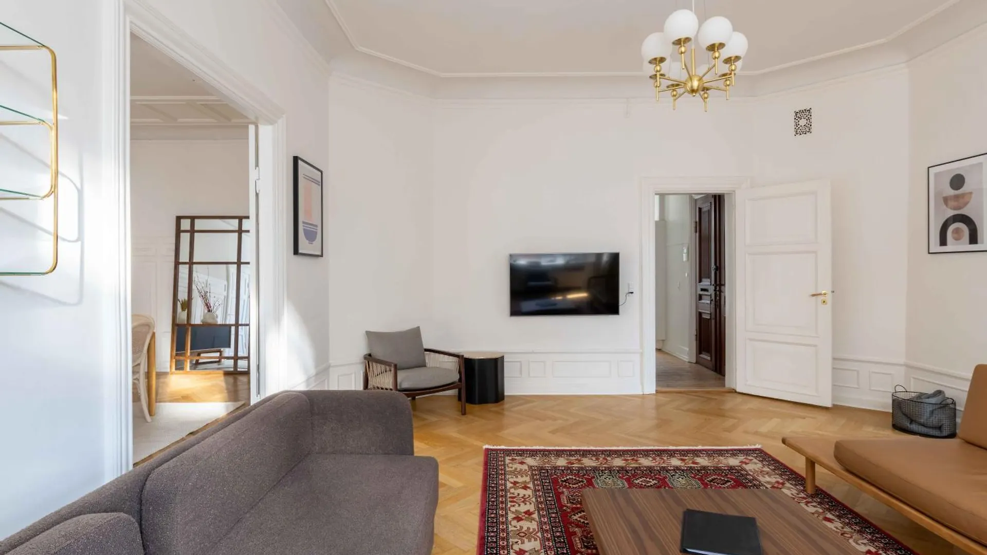 Lovely 3Br Manor Apartment 5 Min From Tivoli Gardens Copenhague