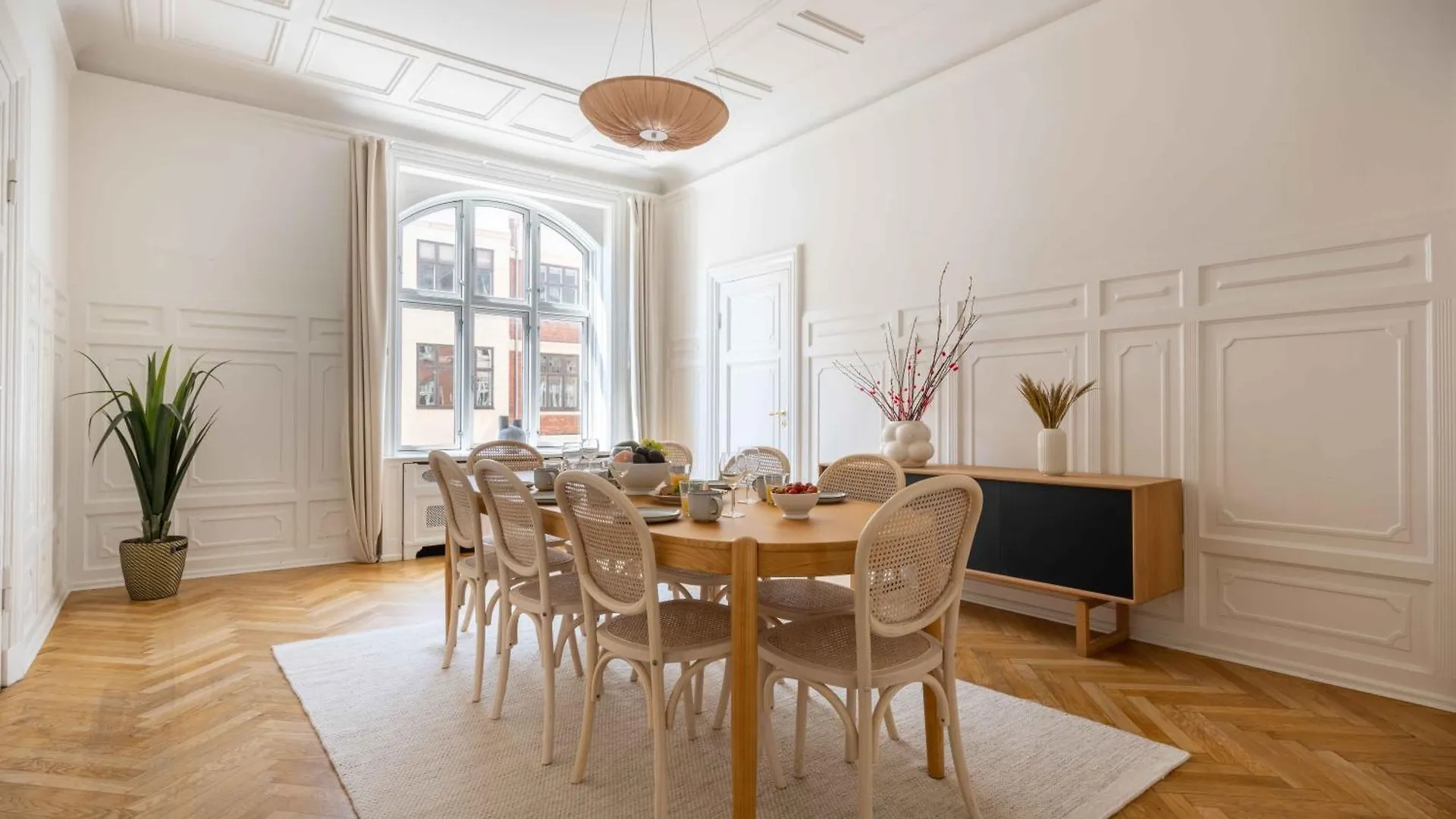 Lovely 3Br Manor Apartment 5 Min From Tivoli Gardens Copenhague 0*,