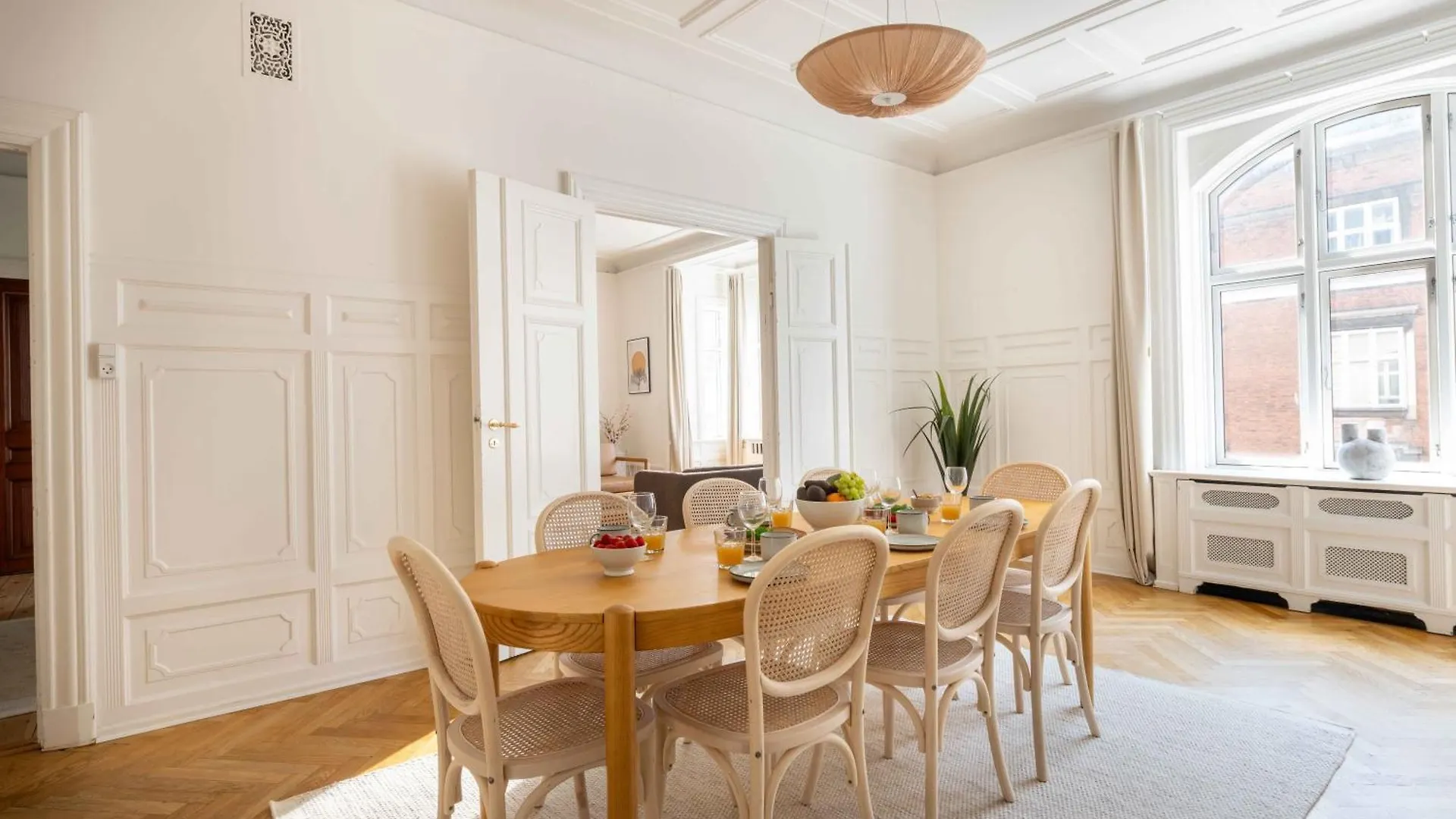 Lovely 3Br Manor Apartment 5 Min From Tivoli Gardens Copenhague Dinamarca
