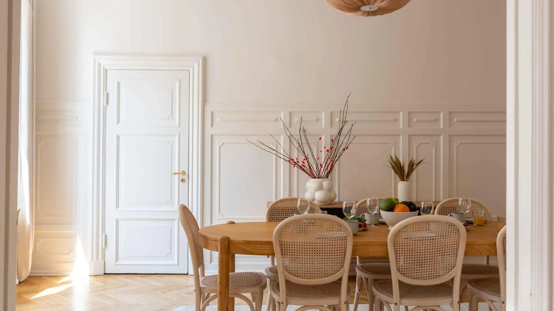 Lovely 3Br Manor Apartment 5 Min From Tivoli Gardens Copenhague Dinamarca